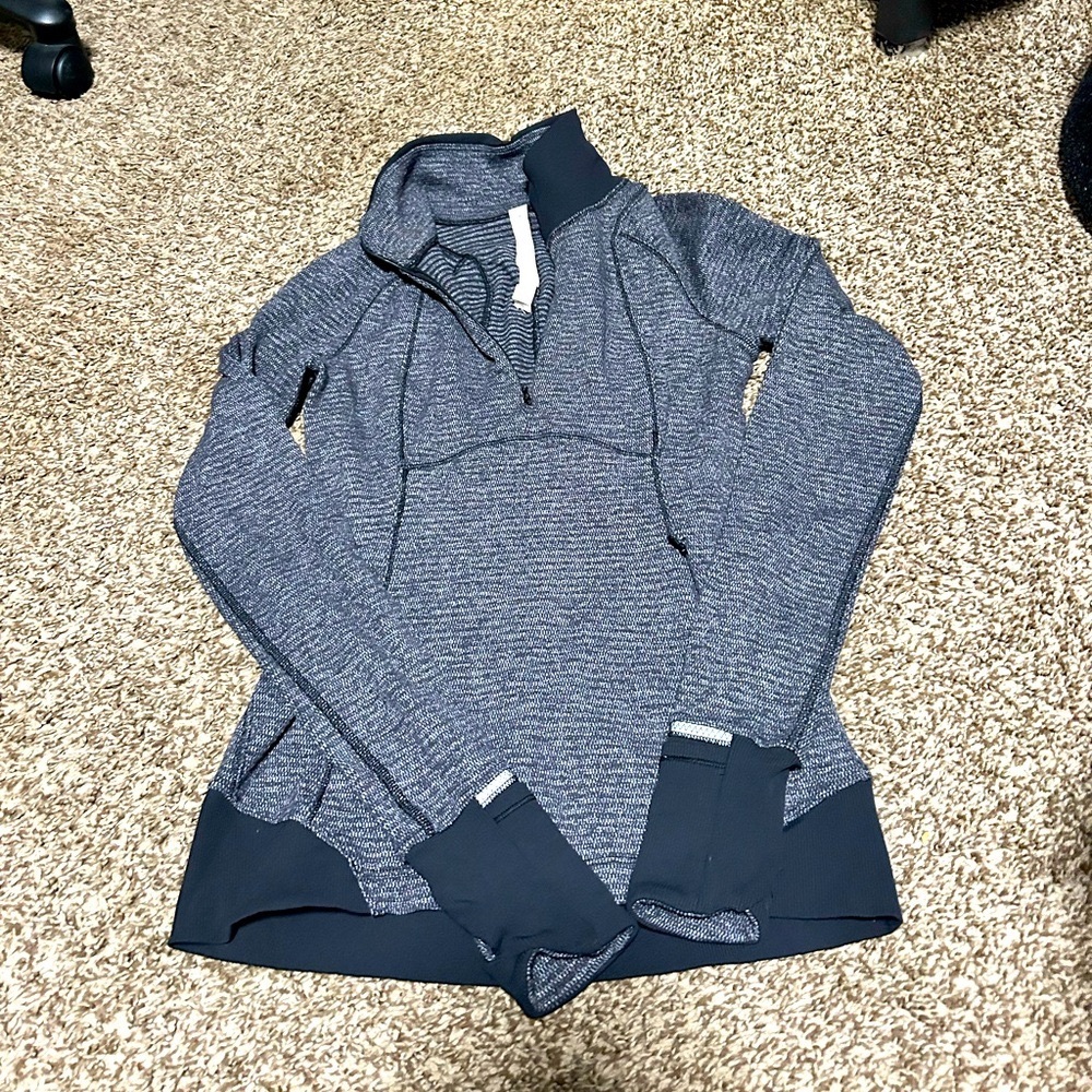 Lululemon Athletica half-zip pullover long sleeve’s shirt
